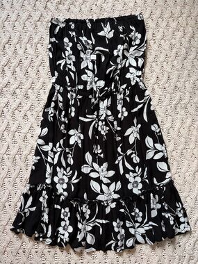 NWT La Vie En Rose Strapless Black & White Floral Summer Dress - Size Medium